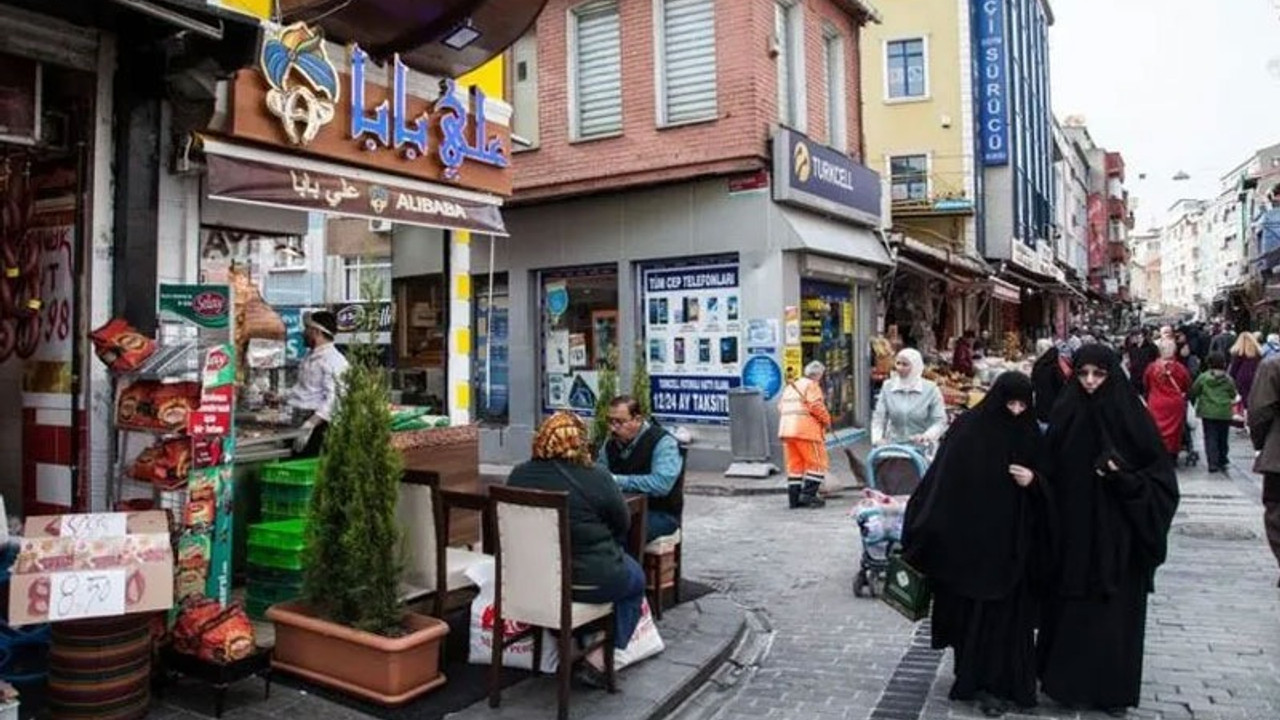 Fatih Belediyesi göçmenlere ev kiralamayı yasakladı