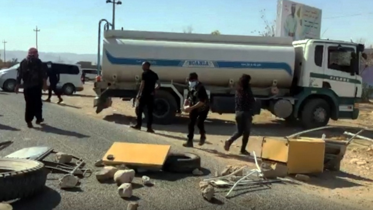 Şengal’de halk yollara barikat kurdu: KDP geri çekildi