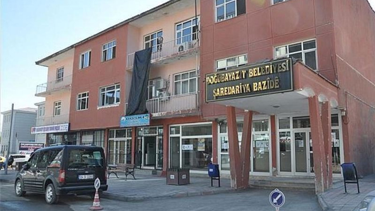 Mahallelere Deniz Poyraz ve Dedeoğulları isimleri verildi