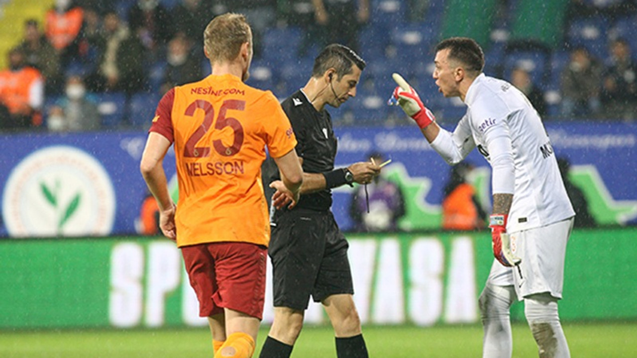 Galatasaray 10 kişiyle son dakikada kazandı: 2-3