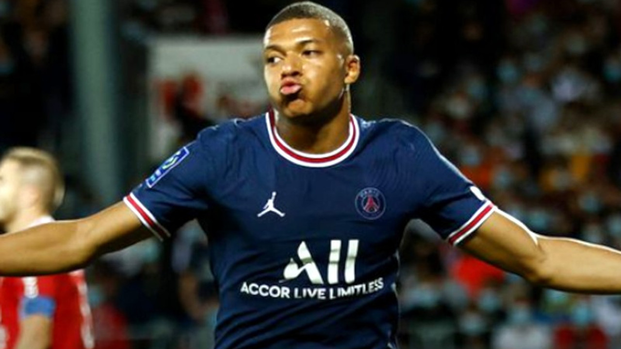 Mbappe'den itiraf: Yazın PSG'den ayrılmak istemiştim