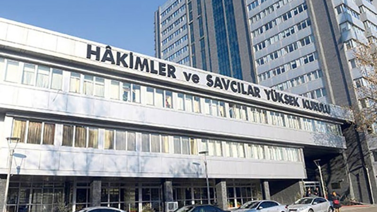 Resmi Gazete'de yayımlandı: HSK 13 hakim ve savcıyı meslekten ihraç etti