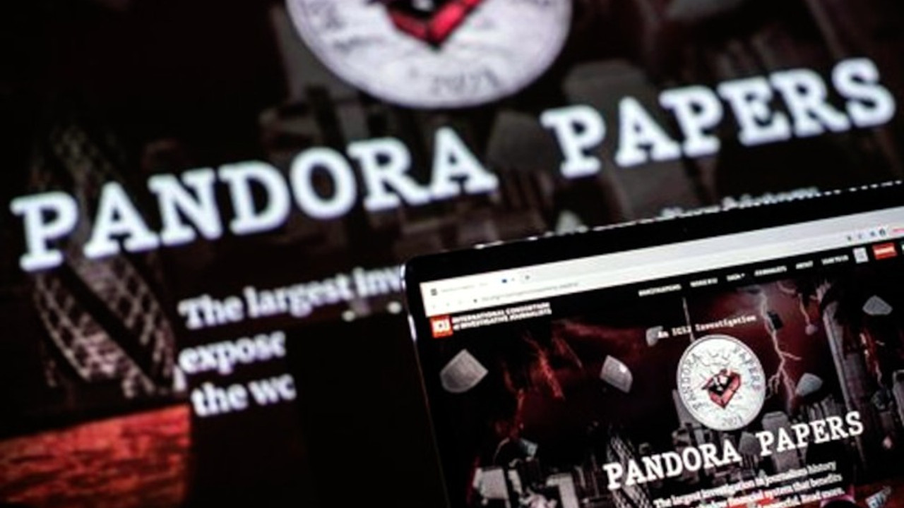 İktidar basınının Pandora Belgeleri'nden gördüğü: Shakira, Elton John, Claudia Schiffer