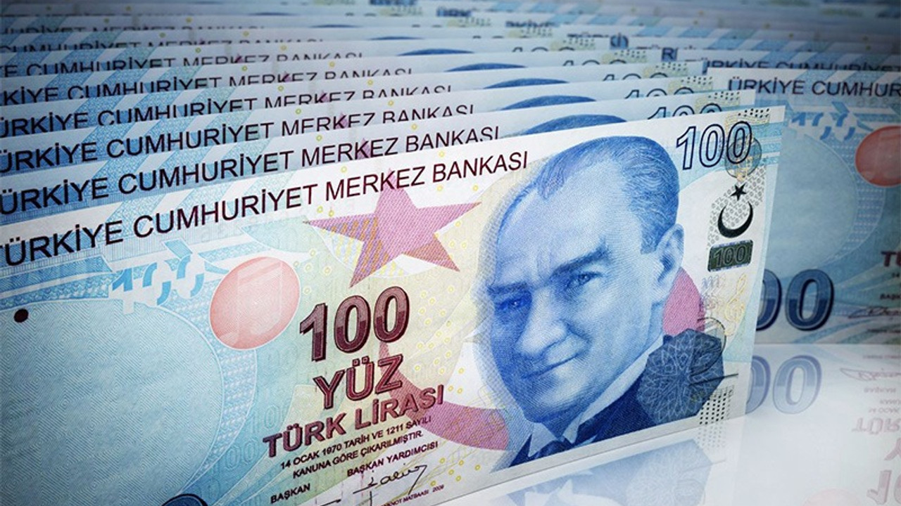 Riskli varlıklardan kaçış baskıladı, dolar/TL tarihi zirveyi tekrar test etti