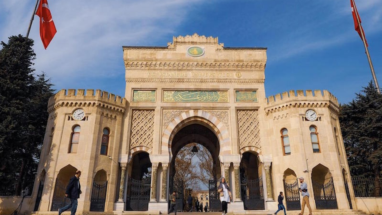 İstanbul Üniversitesi'nde ülkücülerden öğrencilere saldırı girişimi