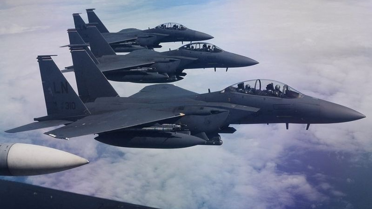 ABD'den Yunanistan'a F-15 uçağı sevkiyatı