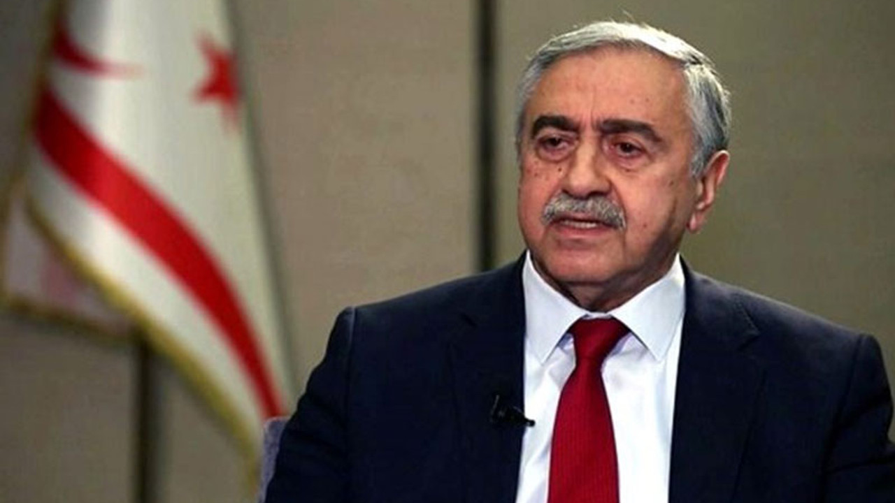 Mustafa Akıncı da dahil 42 Kıbrıslı'nın Türkiye'ye girişi yasaklandı