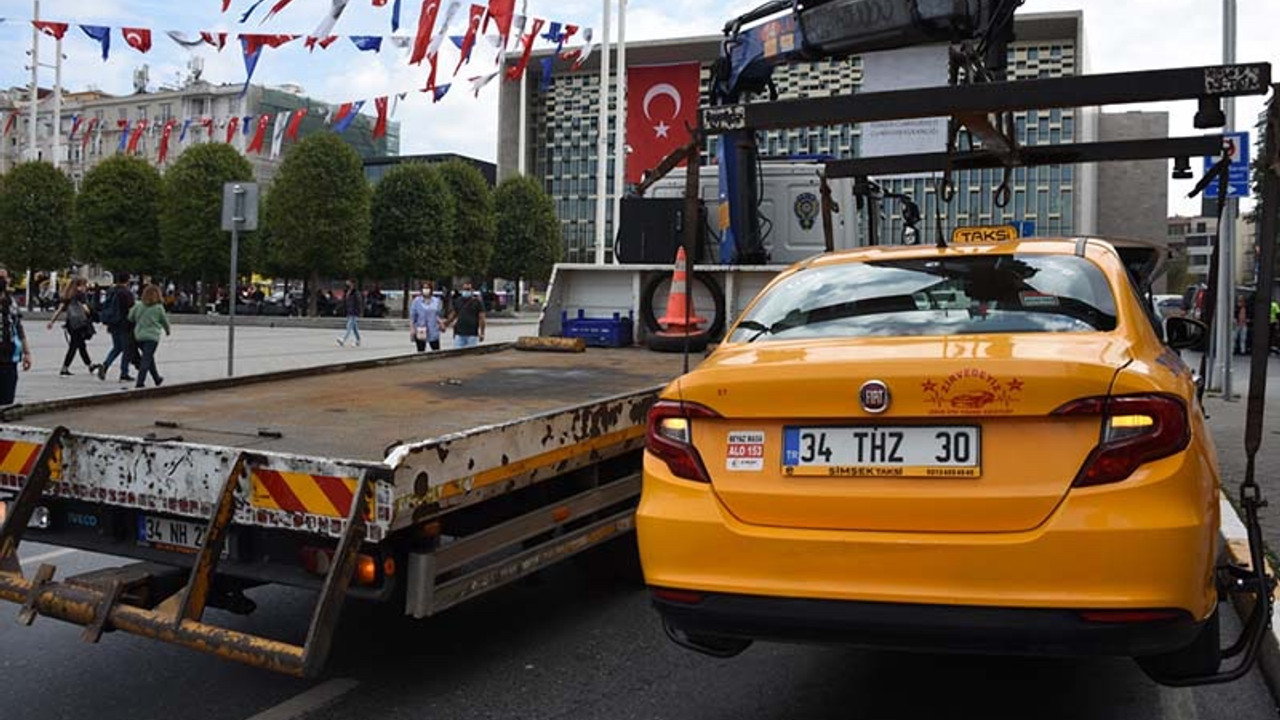 İstanbul'da turisti almayan taksi trafikten men edildi