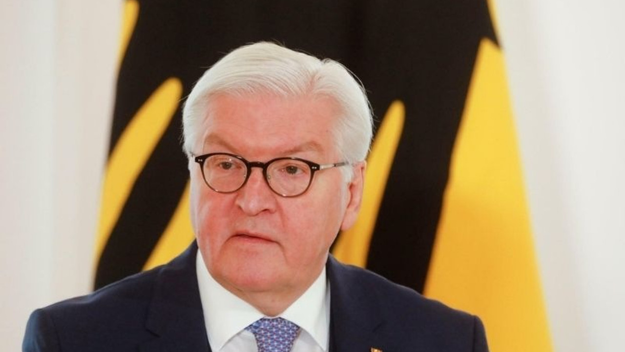 Steinmeier: Yahudilerin planlı öldürülmesinden hala biz Almanlar sorumluyuz