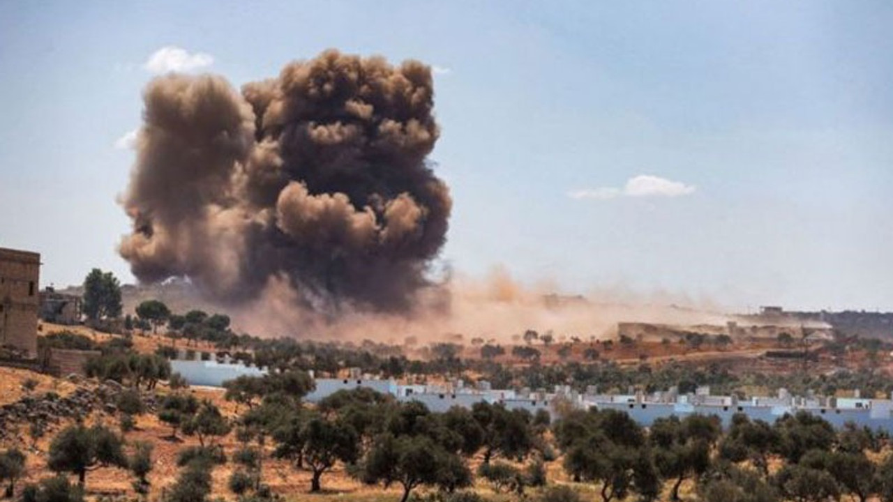 İdlib'de bombardıman devam ediyor: Çok sayıda kişi hayatını kaybetti