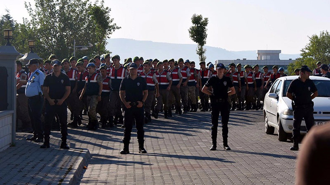 'Gökhan General elimi sıksa elimi yıkamam'