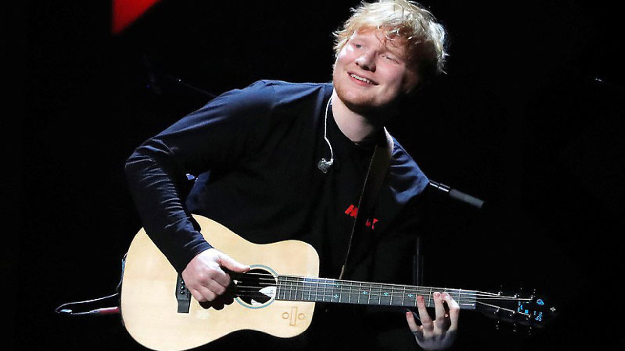 Ed Sheeran, koronavirüse yakalandı