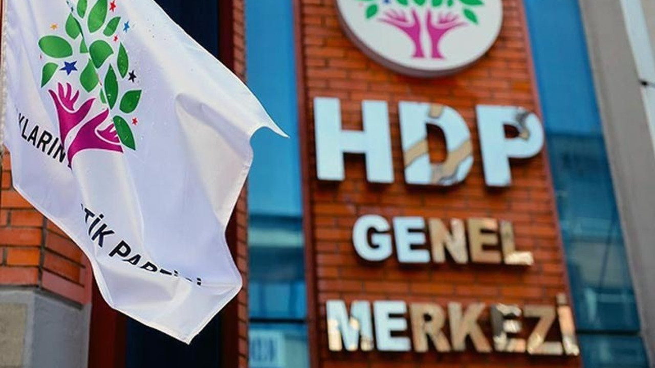 HDP: Muz yeme bahanesiyle göçmenleri sınır dışı etmek suçtur