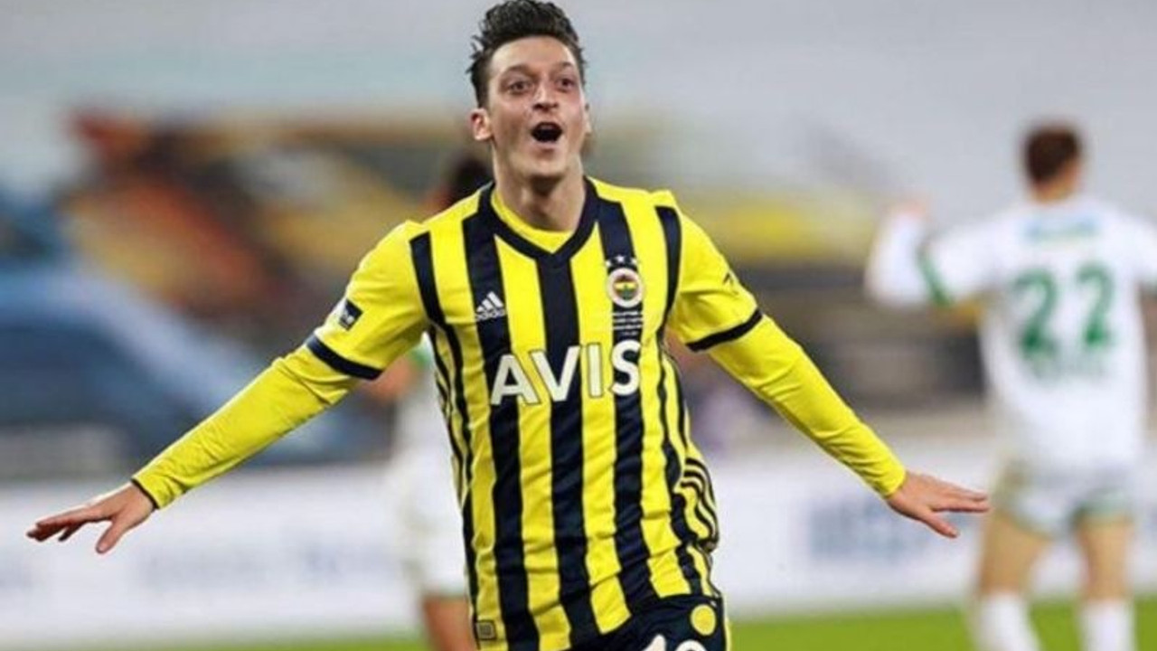 Mesut Özil, Konyaspor maçında Fenerbahçe kafilesinde yer almayacak