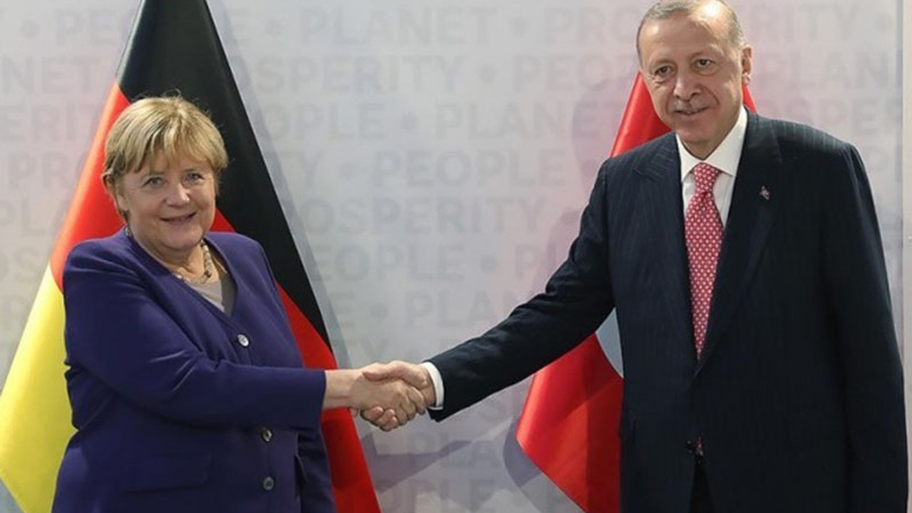 Erdoğan, Merkel ile görüştü