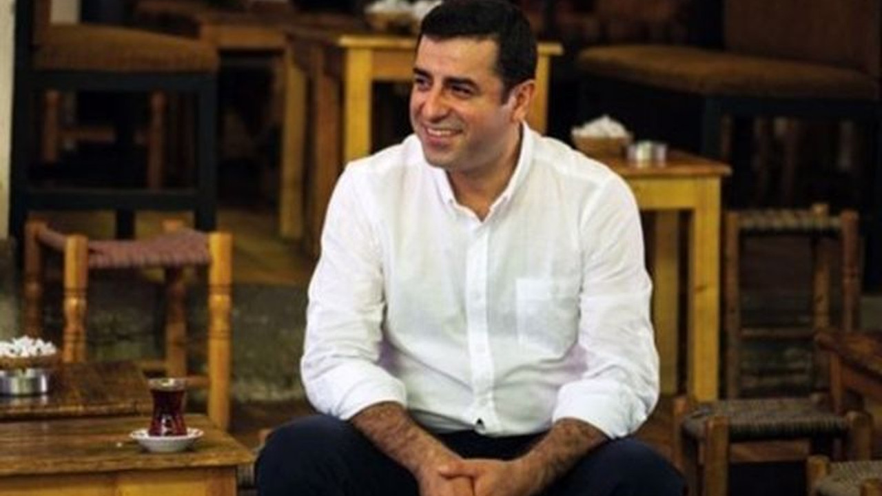 Demirtaş'tan Erdoğan'a 'araba' göndermesi: Yakında sizi bu 'aşırı zenginlikten' kurtaracağız