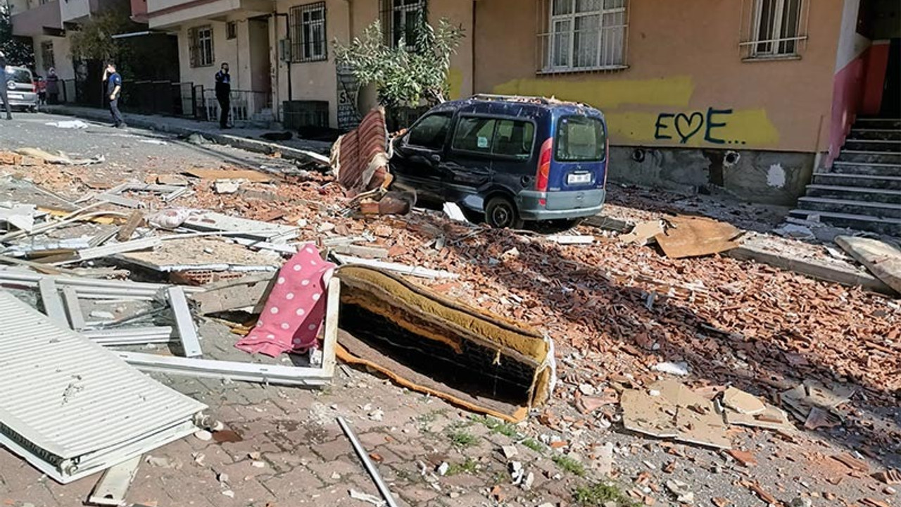 Sultangazi'de bir binada patlama