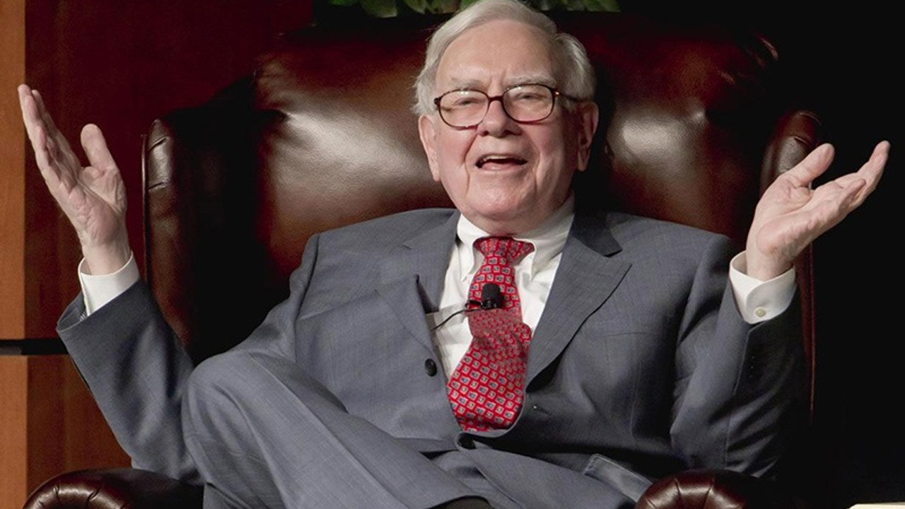 Warren Buffett'ın şirketinin nakit varlıklarında rekor