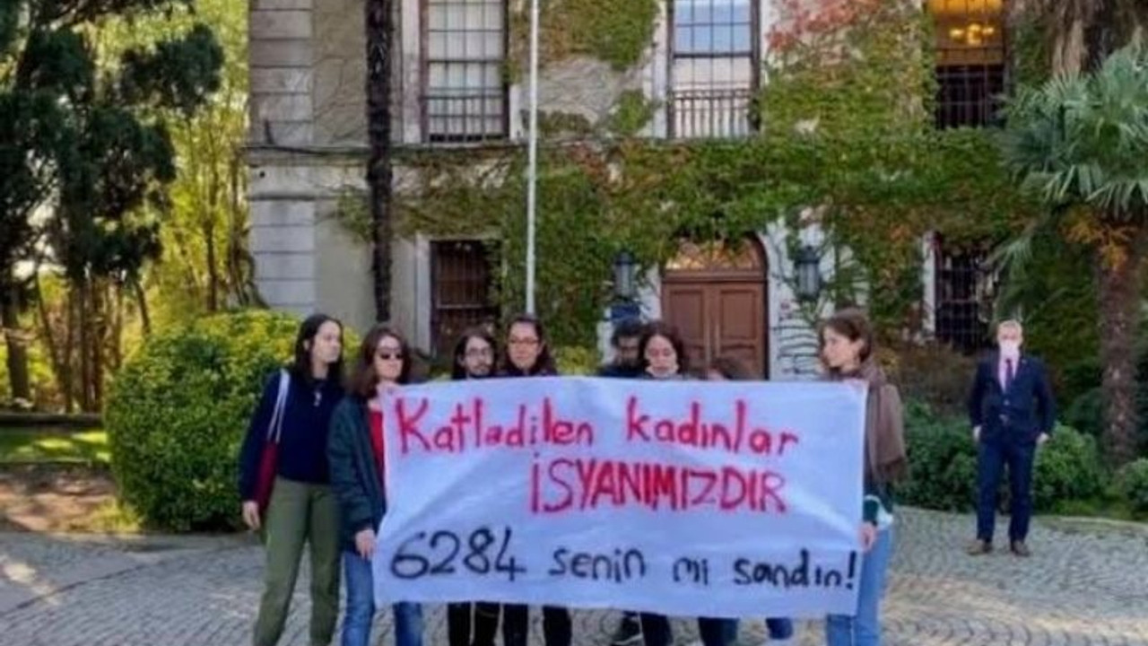 6284 'kadın cinayetleri' eylemiyle protesto edildi, 3 Boğaziçili gözaltına alındı