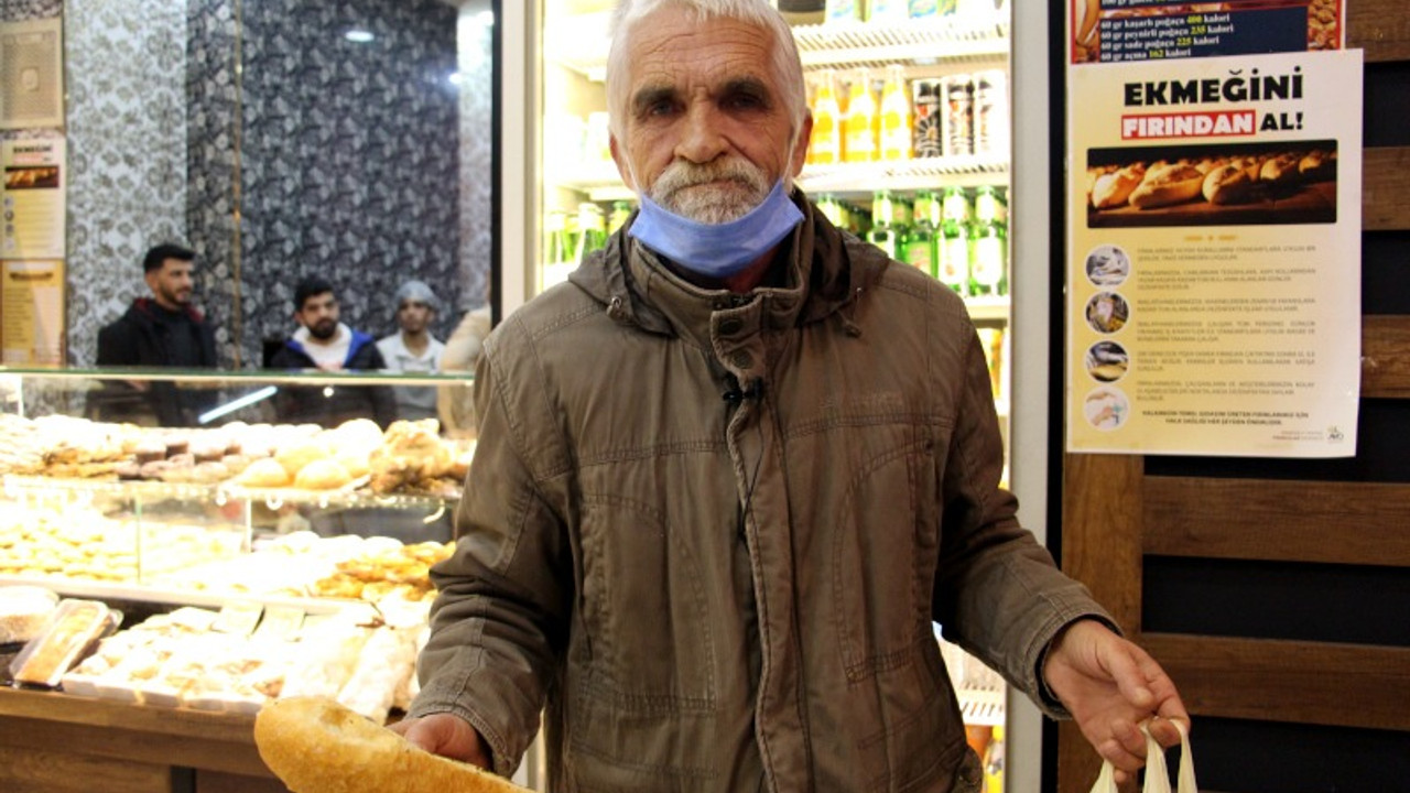 'Zamlardan sonra ekmek almadan geri döneni de gördüm, bu süreçte ekmek yemek lüks oldu'