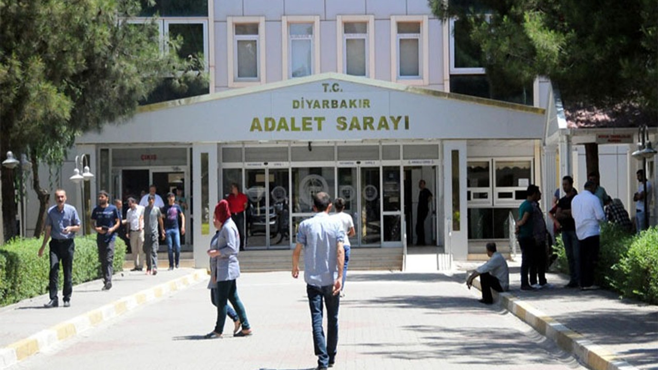 Gözaltına alınan 19 kişi adliyeye sevk edildi