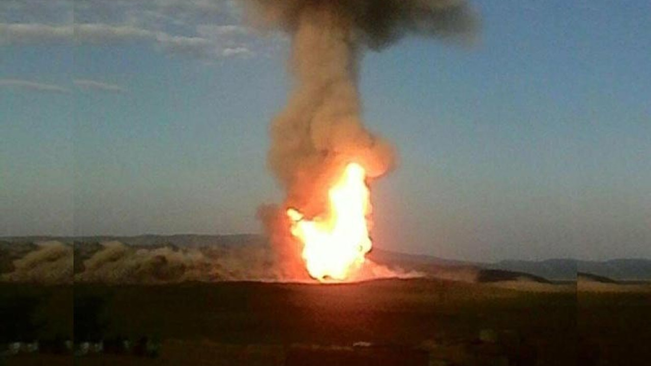 İran'da petrol boru hattında patlama