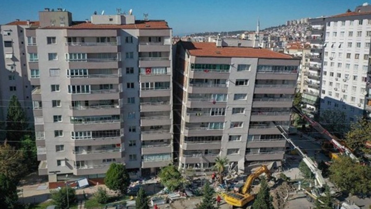 İzmir depremi davasında suç duyurusu