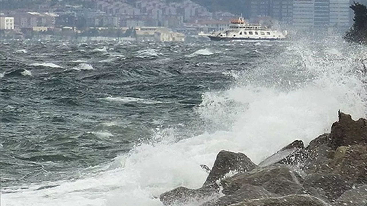 Marmara ve Ege'de kuvvetli rüzgar uyarısı