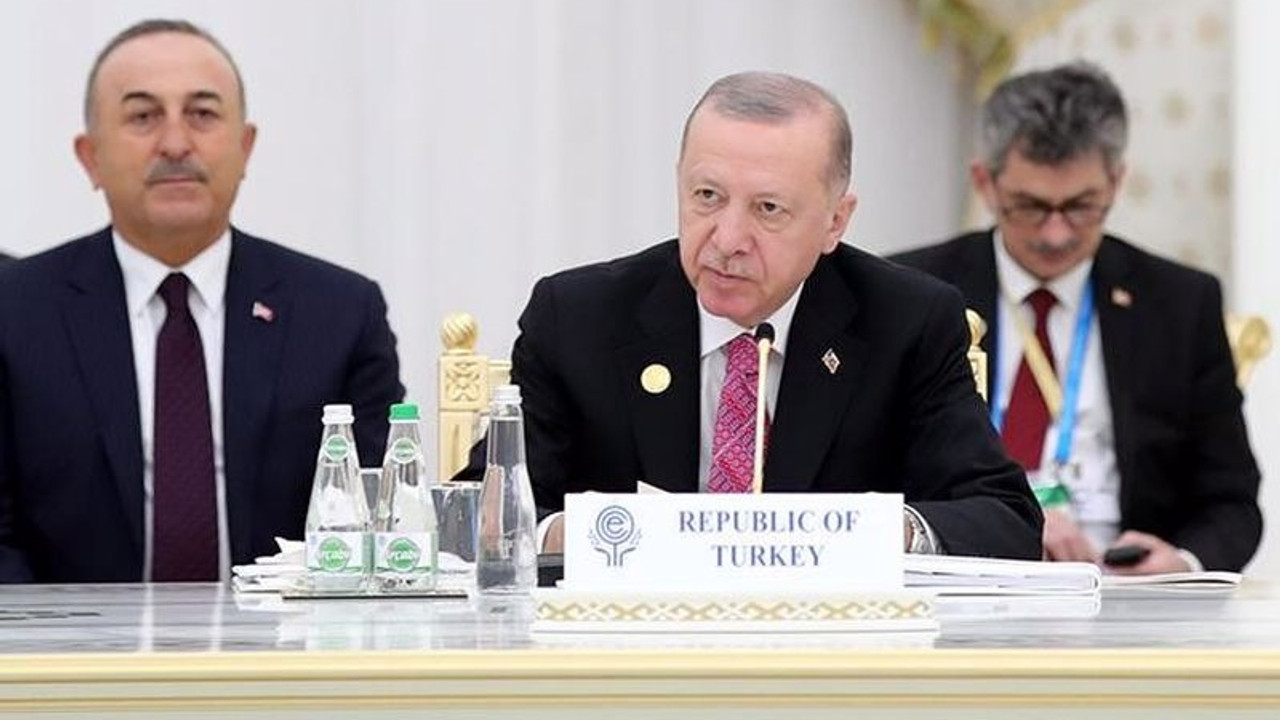 Türkiye krizle boğuşurken Erdoğan: Afgan ekonomisini ayağa kaldırmak lazım