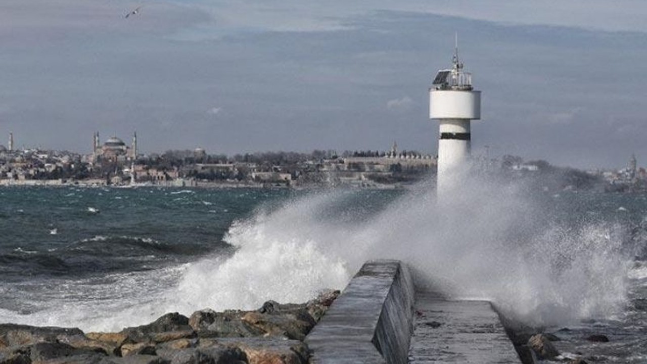 İstanbul için kuvvetli rüzgar uyarısı