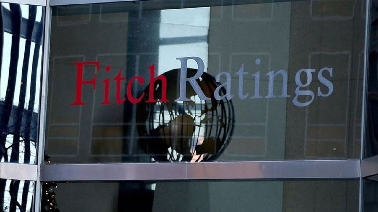 Fitch, küresel ekonomiye ilişkin büyüme tahminlerini düşürdü