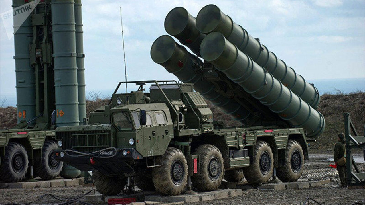 Kremlin: Türkiye'ye S-400'ün ikinci partisini sevk etmeyi umuyoruz