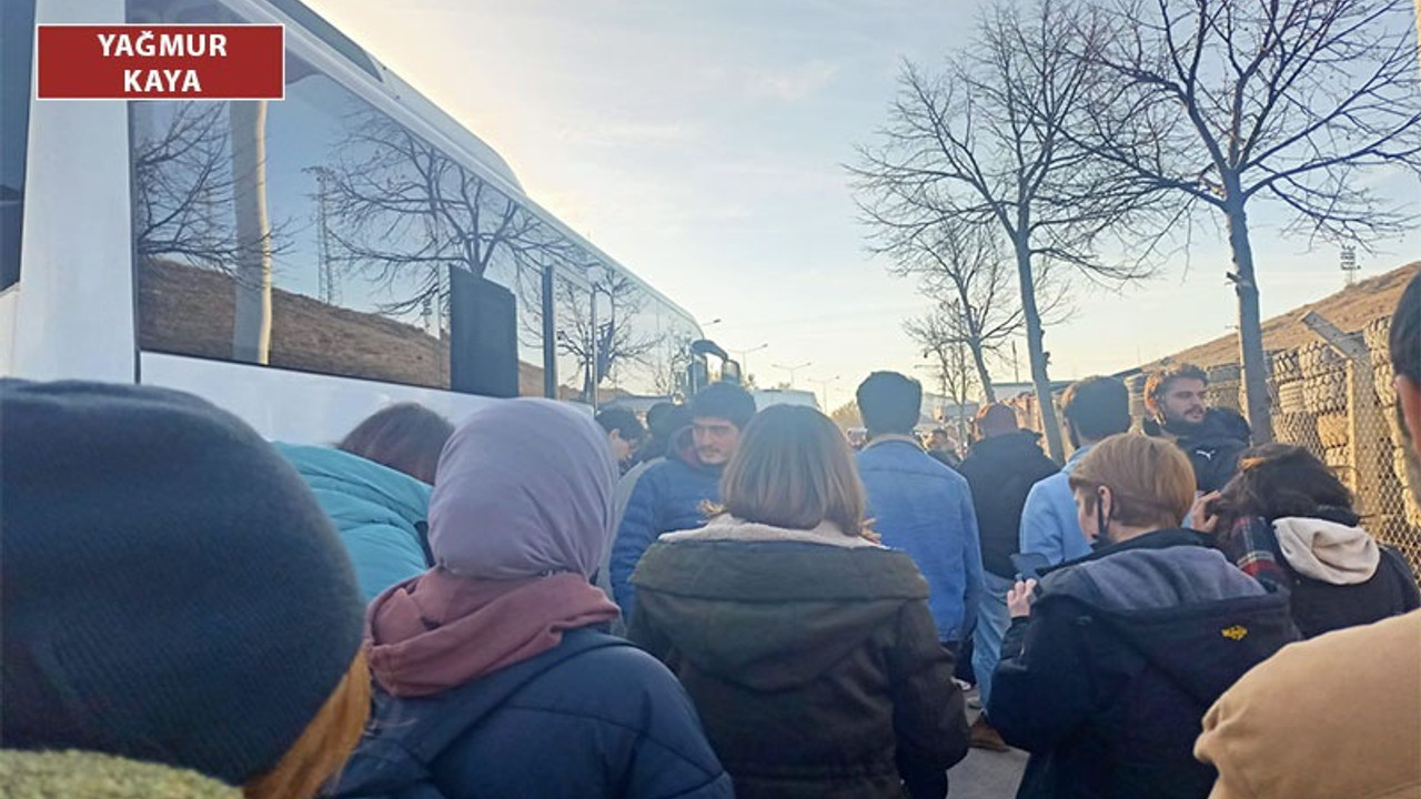 Barınamıyoruz Hareketi Ankara girişinde durduruldu: Çok sayıda öğrenci gözaltına alındı