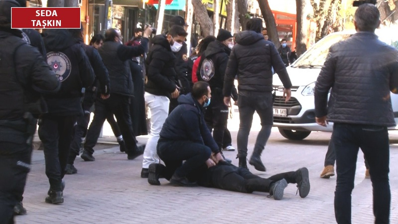 Ankara Yüksel Caddesinde çok sayıda öğrenci gözaltına alındı