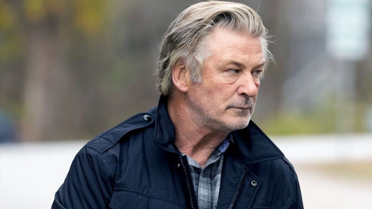 Film setindeki ölümlü kazada Alec Baldwin’in telefonu için arama emri