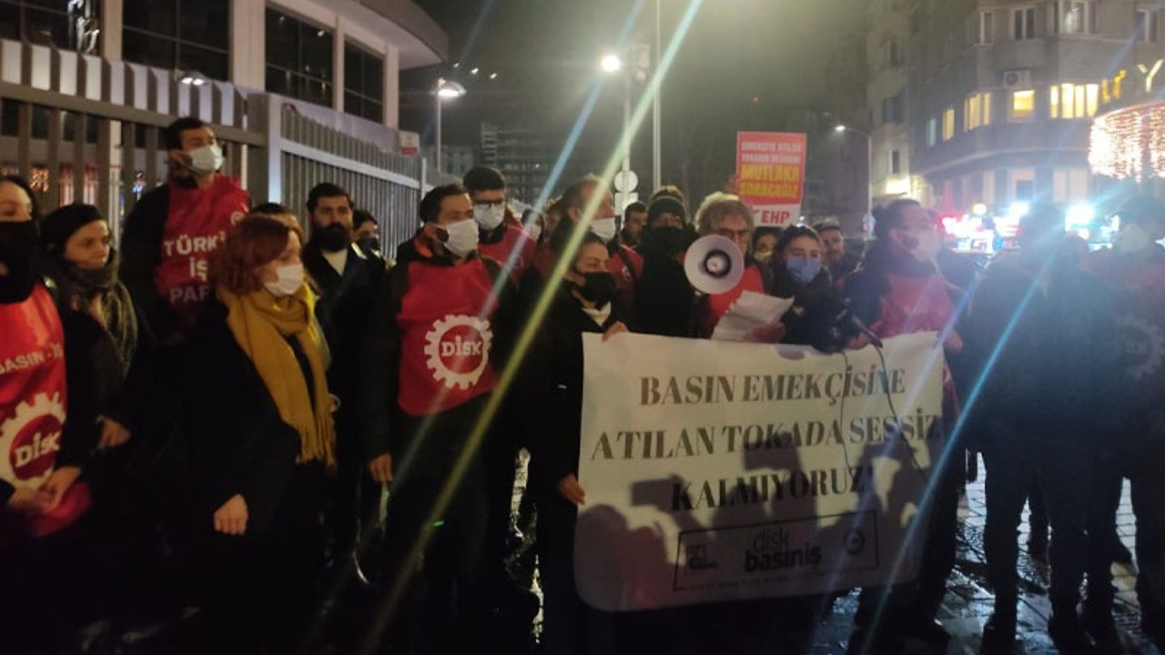 HaberTürk binası önünde Muharrem Sarıkaya protestosu