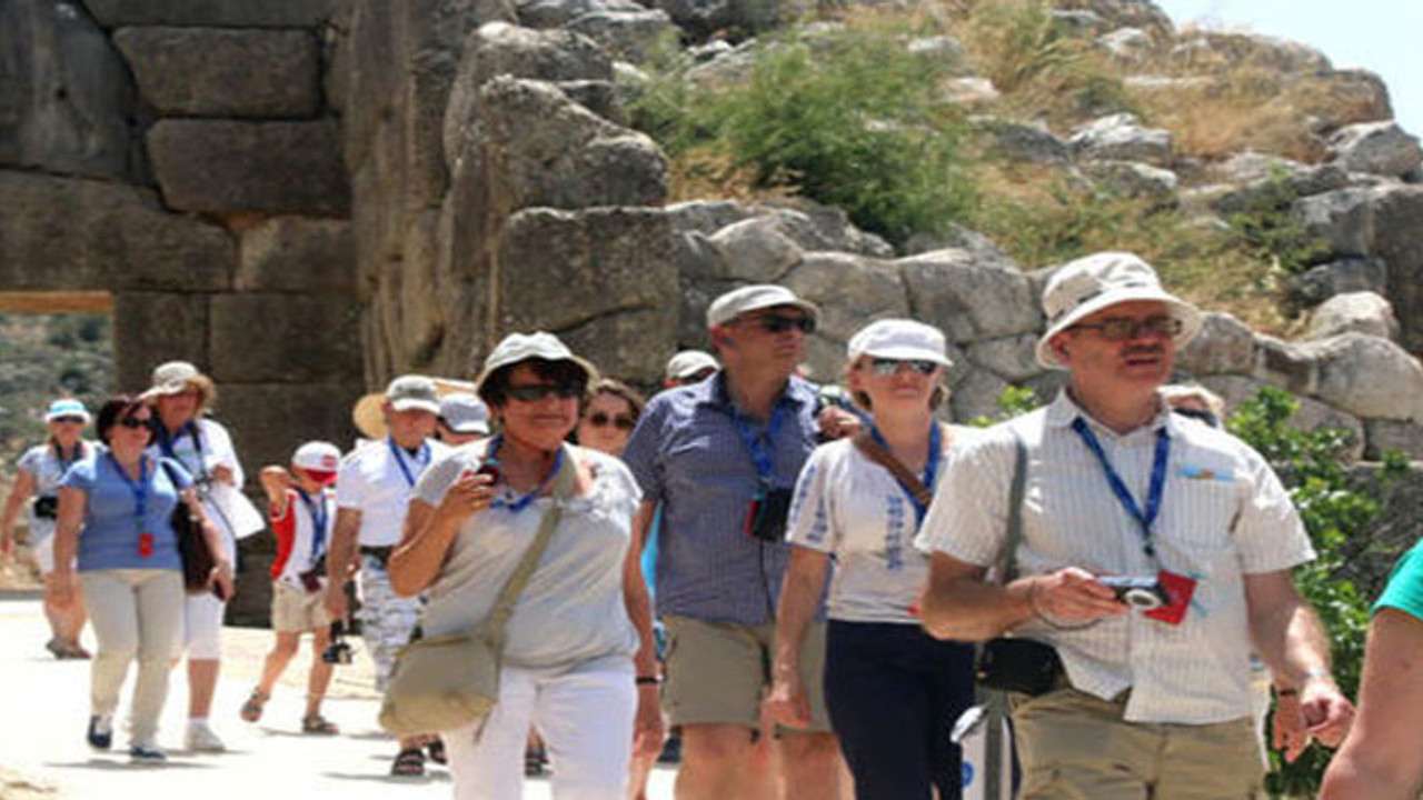 Türkiye'ye turist göndermeme çağrısı