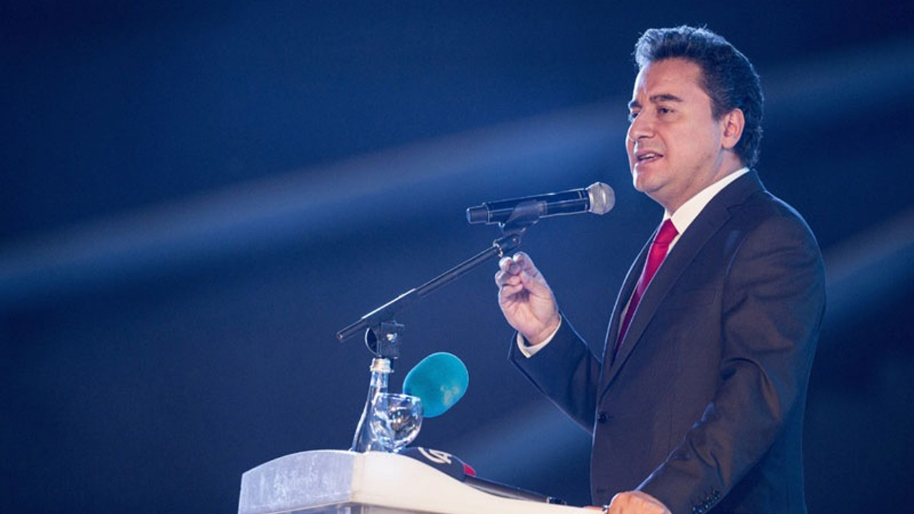 Babacan: Nas diye finansal sisteme baltayla girdiler