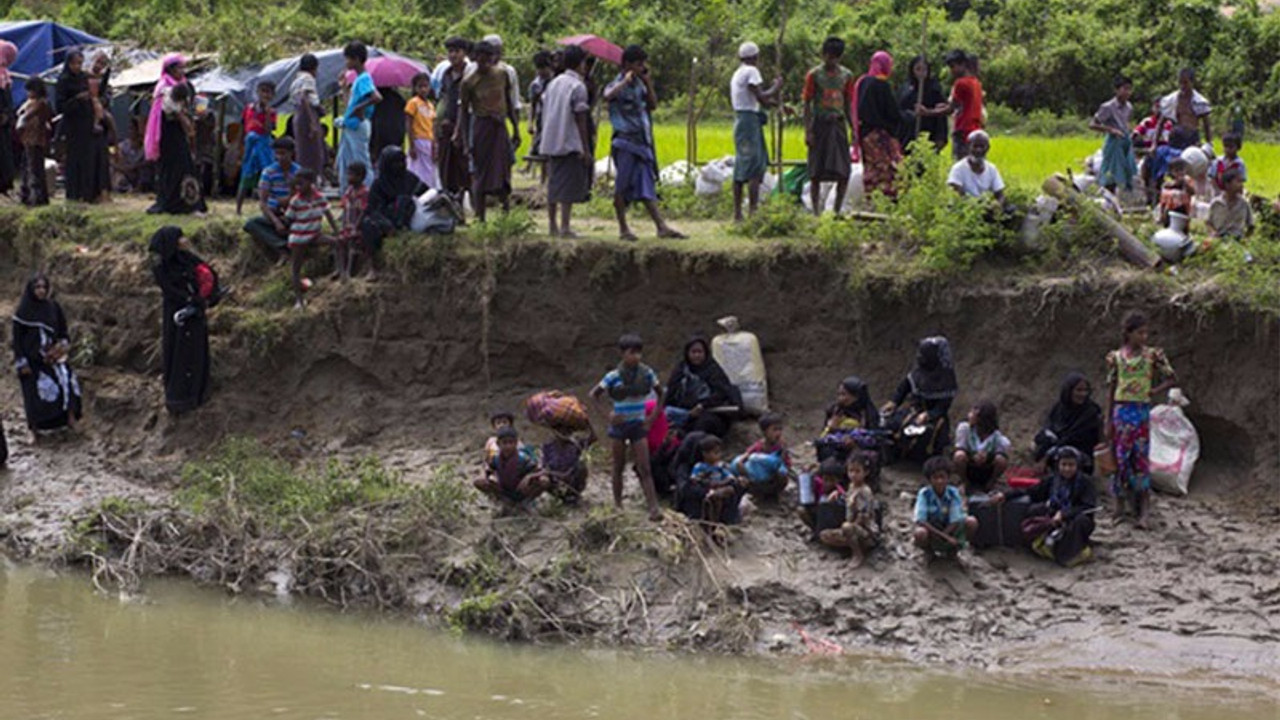 BM: Arakan'da binden fazla kişi öldürüldü