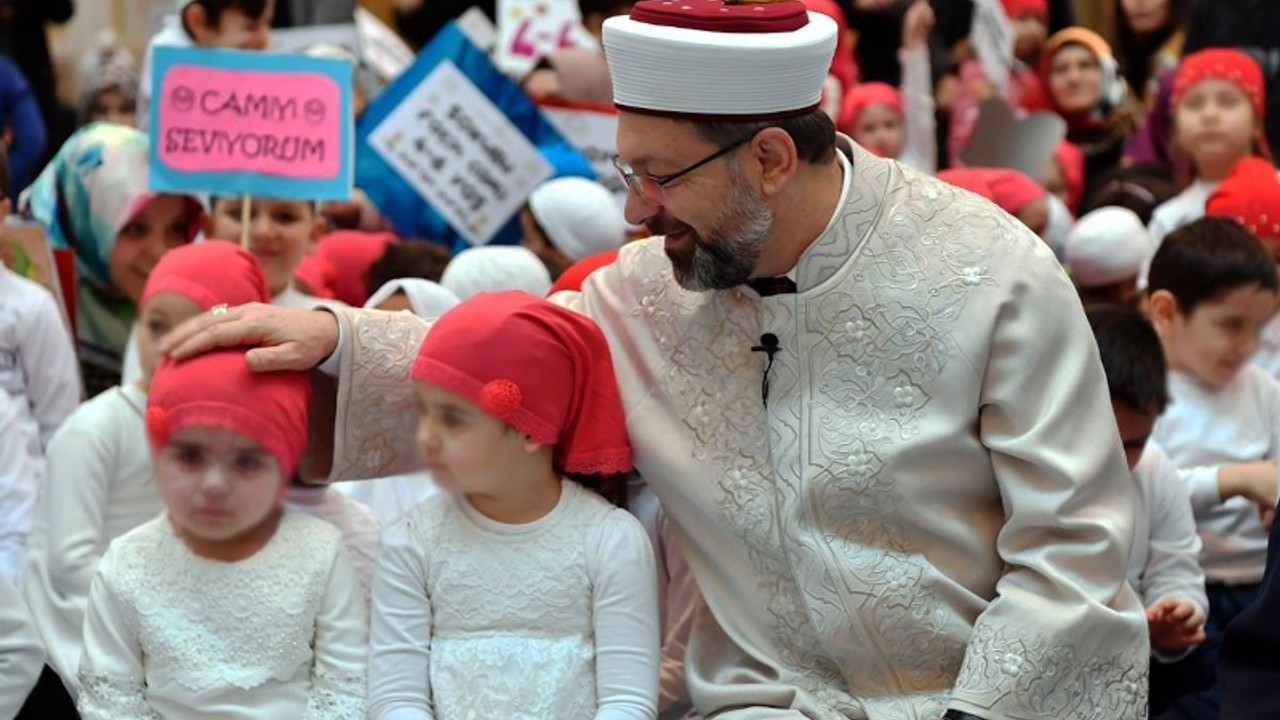 MEB izcilik faaliyetlerine son verdi, çocuklar Diyanet'e kaldı