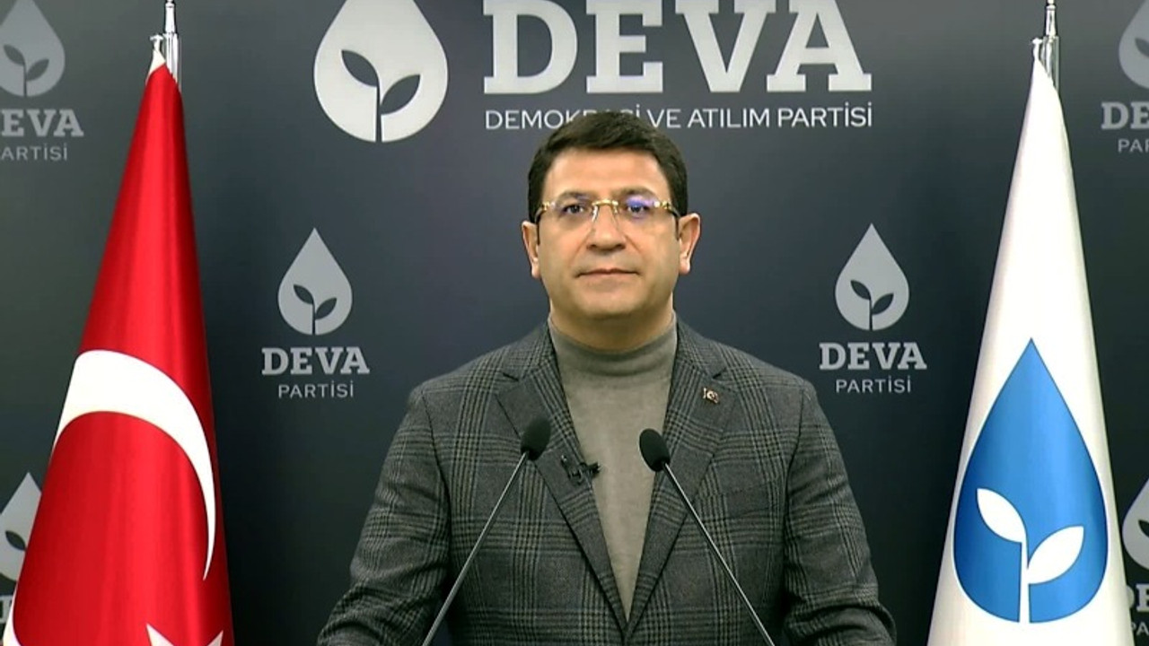 DEVA: Yaşayanlara attığınız kazıkla kalmadınız, Demirel ve Özal’ın da kemiklerini sızlattınız