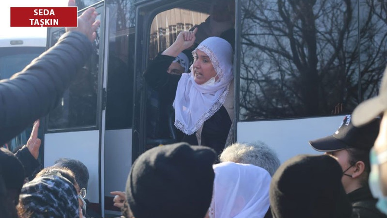 Adalet Başkanlığı'na yürümek isteyen hasta tutuklu ailelerine müdahale