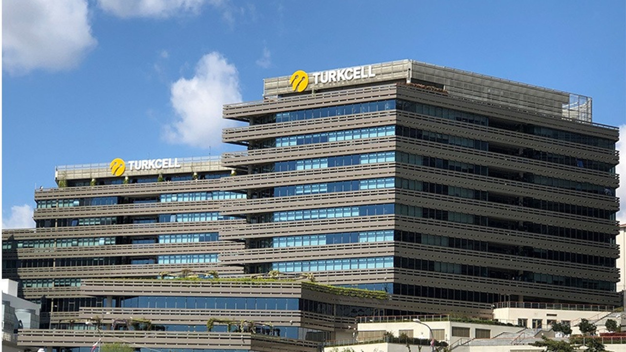 Turkcell'de Rus patron hangi AKP'li isimlerin değişmesini istedi?