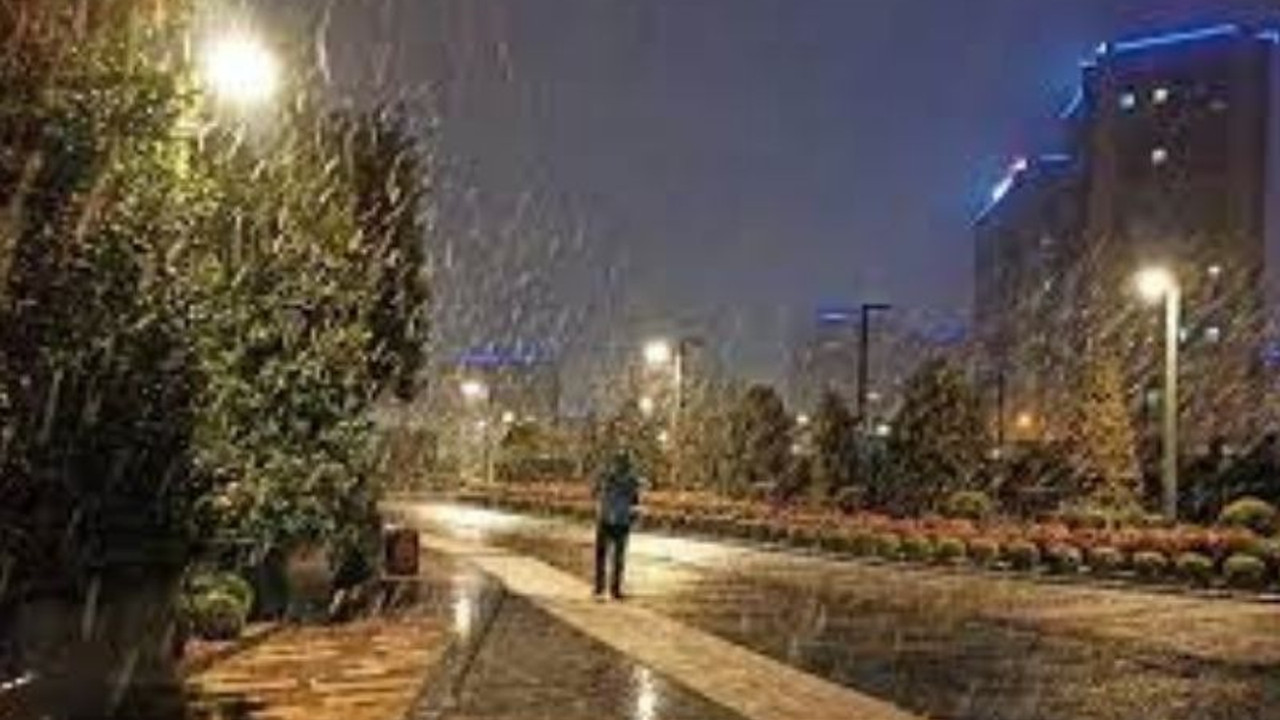 İstanbul'da kar yağışı etkili oldu