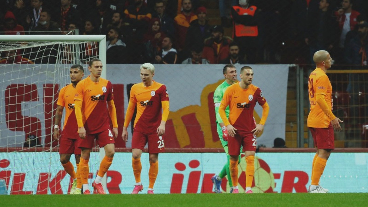 Galatasaray'dan '3 puanlı sistemde' tarihin en kötü performansı