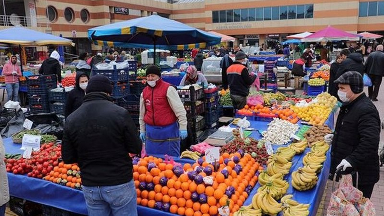 Pazarcılar: Biberi demet halinde 250 gramlık satıyoruz, kiloyla alan nadir