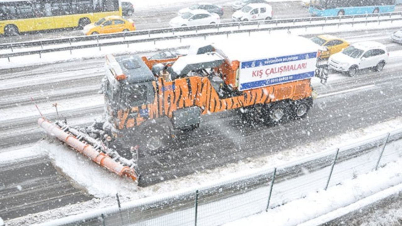 İstanbul'da kar yağışı üç gün daha sürecek