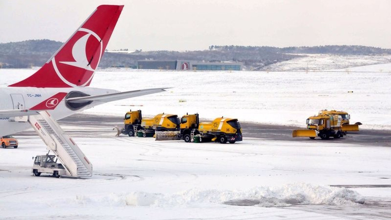 THY, bugün İstanbul Havalimanı'ndaki 52 seferini iptal etti