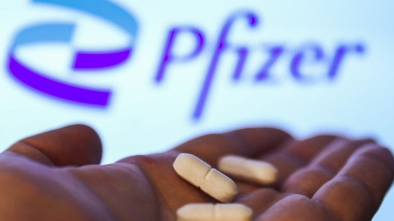 Pfizer'in Covid-19 ilacına AB'de onay verildi