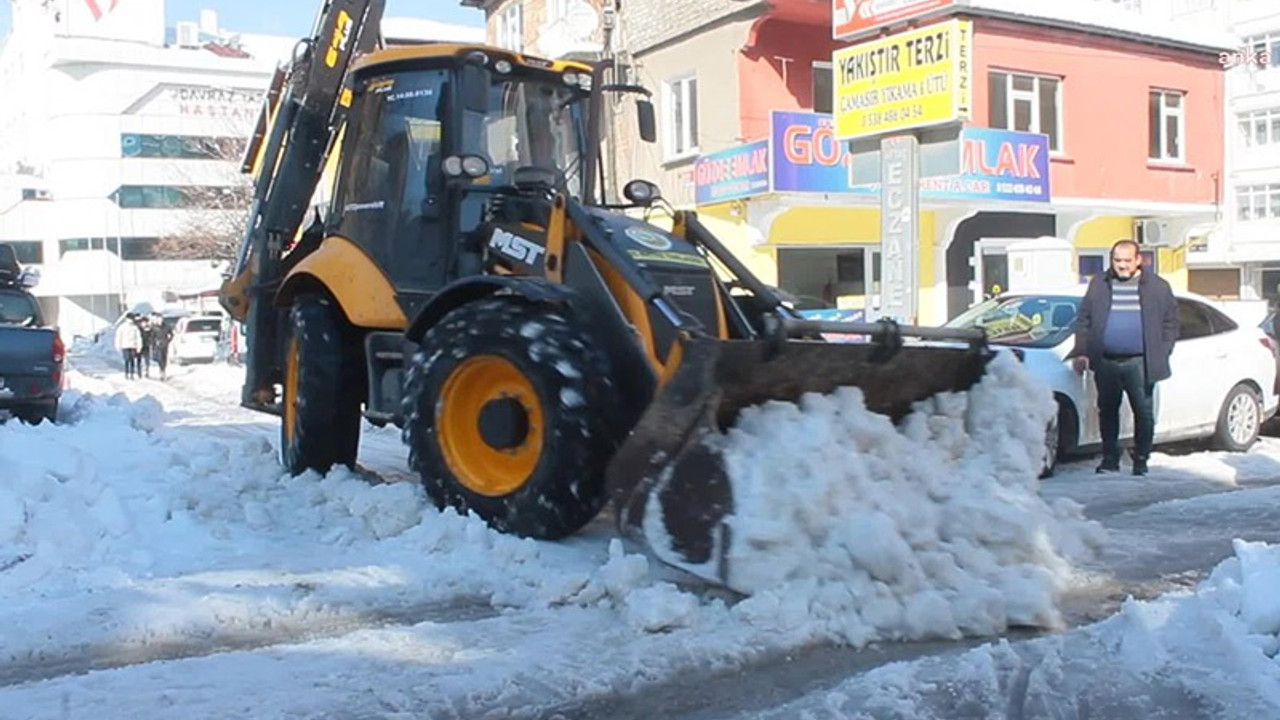 Isparta’da kar yağışı nedeniyle eğitime 5 gün ara verildi